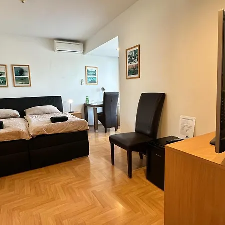 Hotel Muza 3*