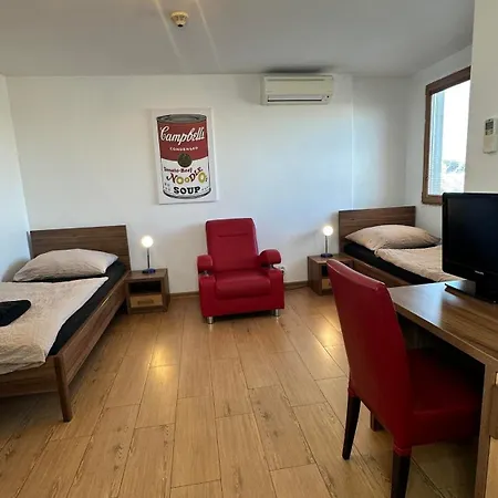 Muza Hotel 3*